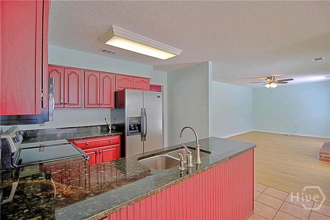 180 Village Lake Drive Property Photo 15