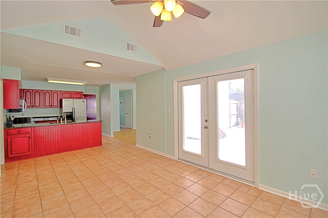 180 Village Lake Drive Property Photo 19