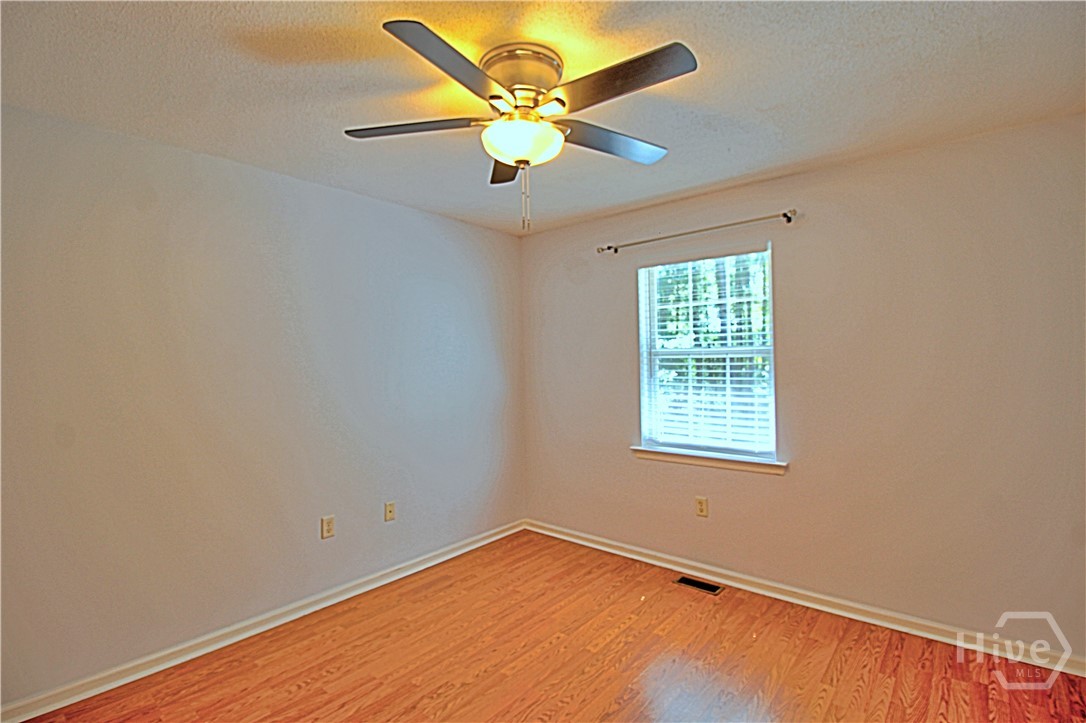 180 Village Lake Drive Property Photo 24