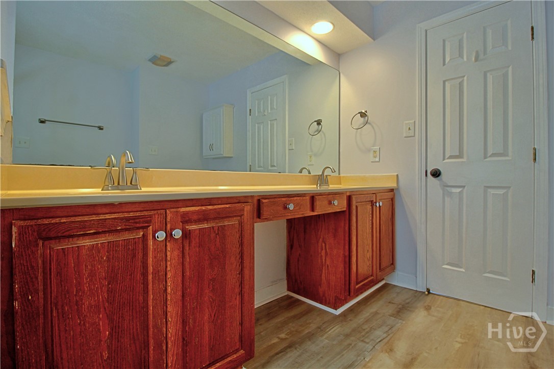 180 Village Lake Drive Property Photo 38