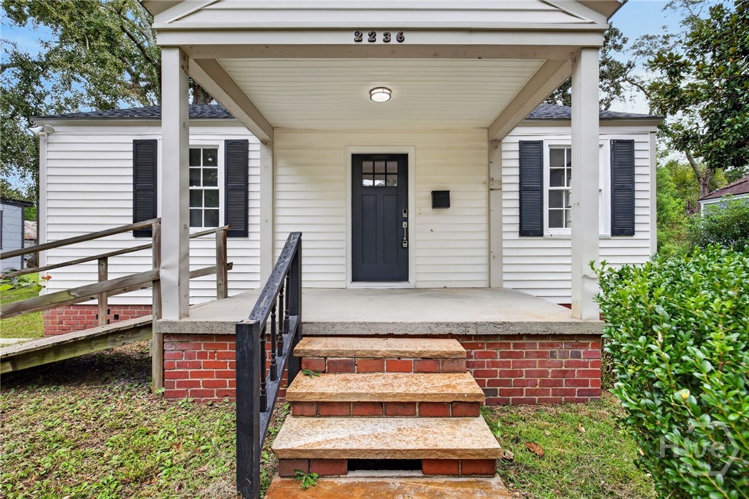 2236 Greenwood Street Property Photo 3