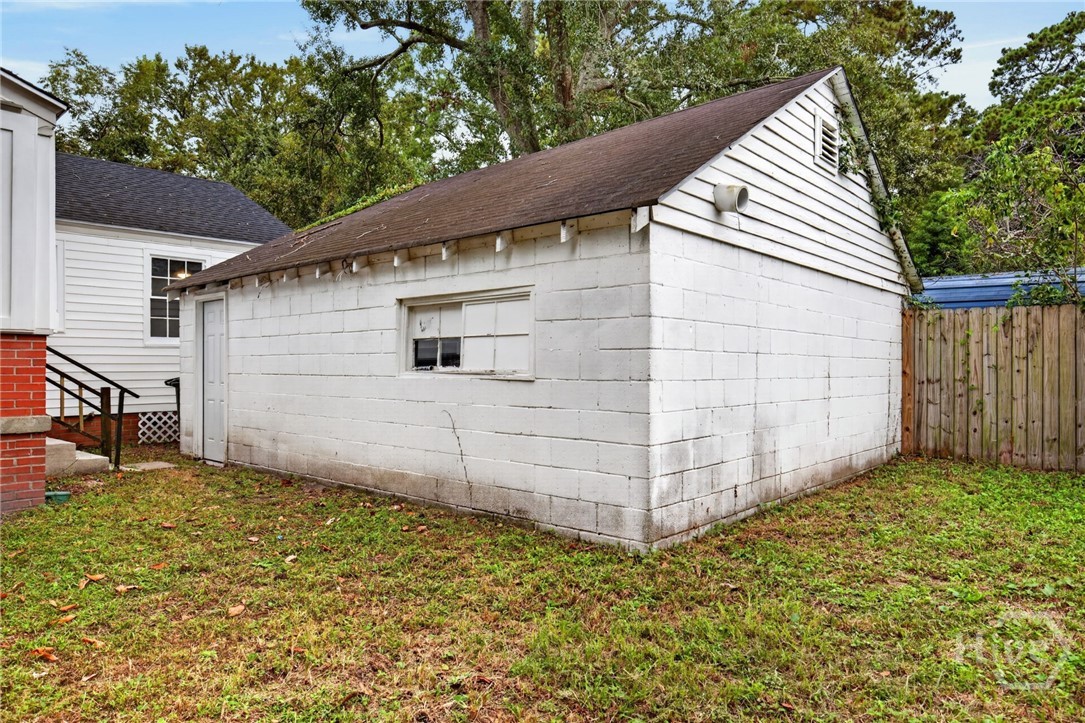 2236 Greenwood Street Property Photo 35