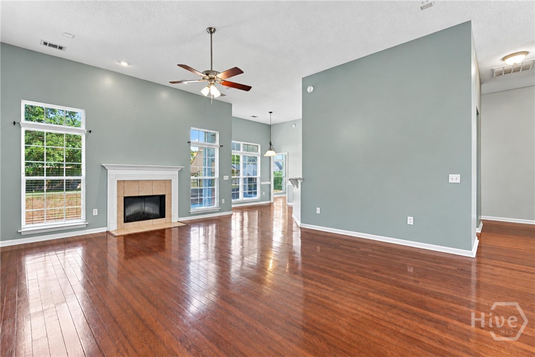 109 Shale Court Property Photo 7