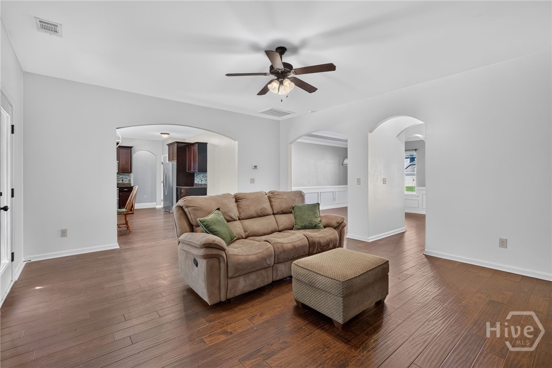 166 Green Paddock Circle Property Photo 13
