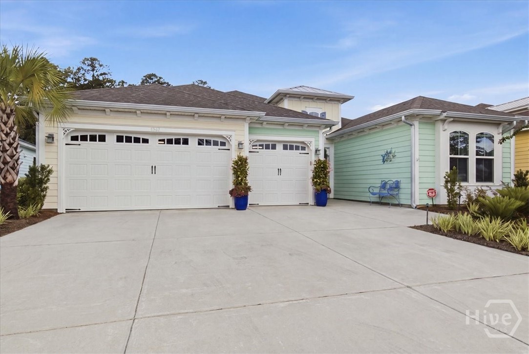 1267 Parrot Property Photo 1