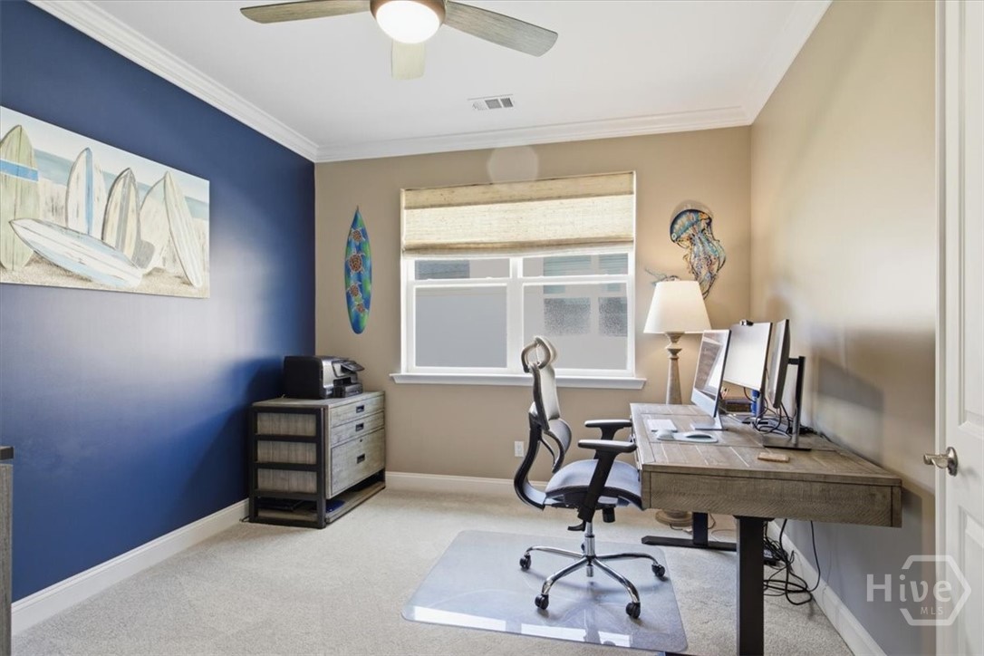 1267 Parrot Property Photo 5