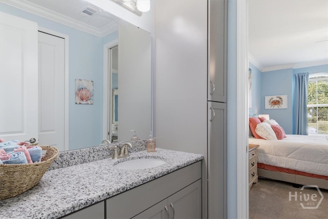 1267 Parrot Property Photo 15