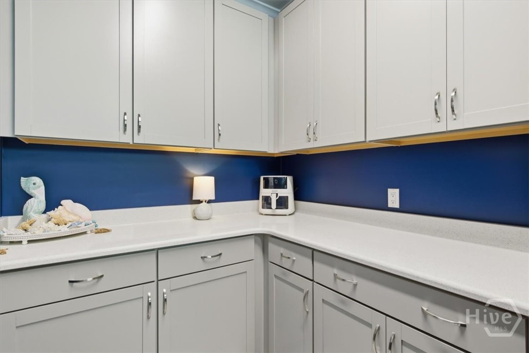 1267 Parrot Property Photo 28