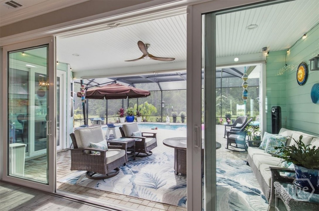 1267 Parrot Property Photo 40
