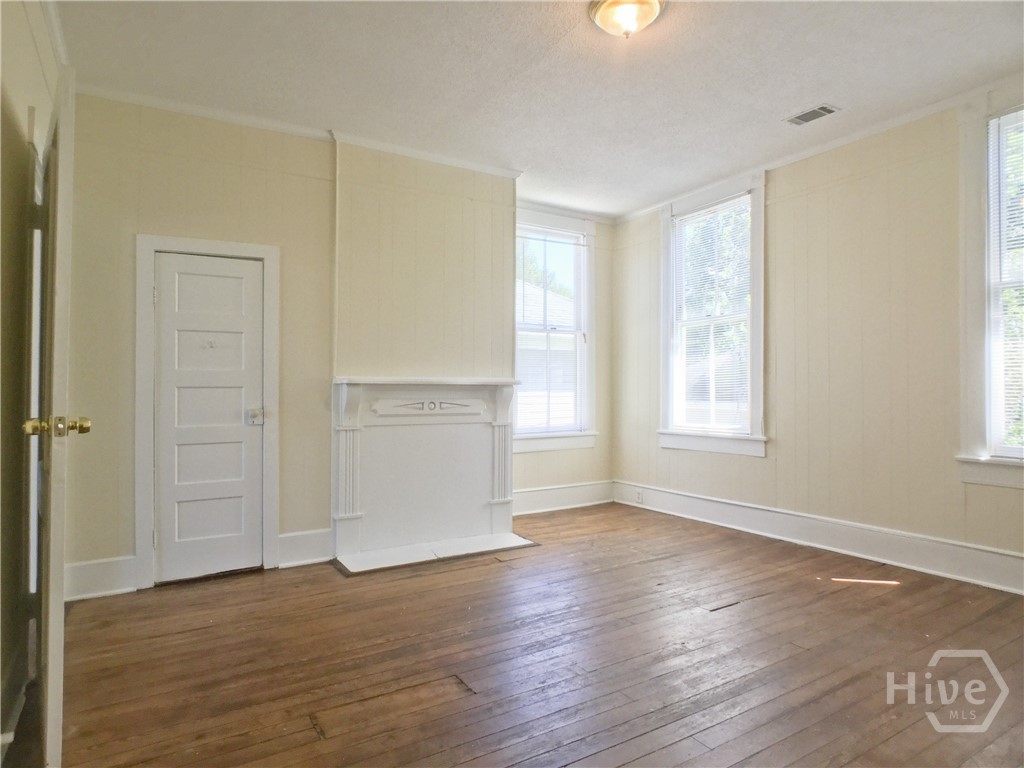 407 E Park Avenue A Property Photo 12