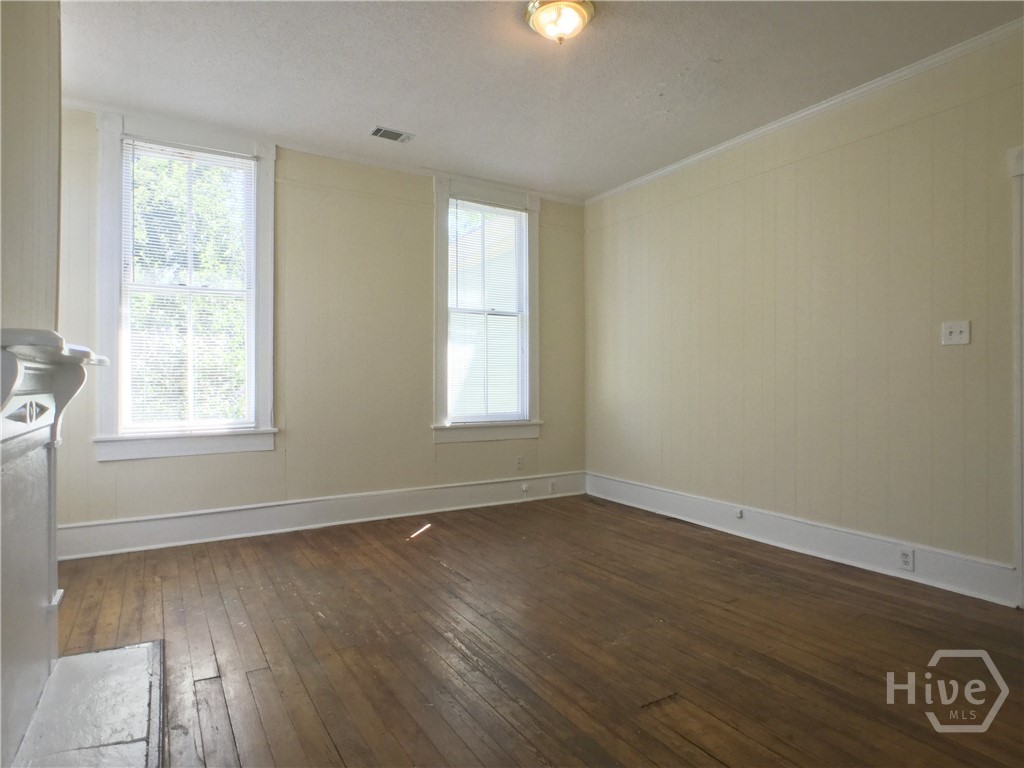 407 E Park Avenue A Property Photo 13