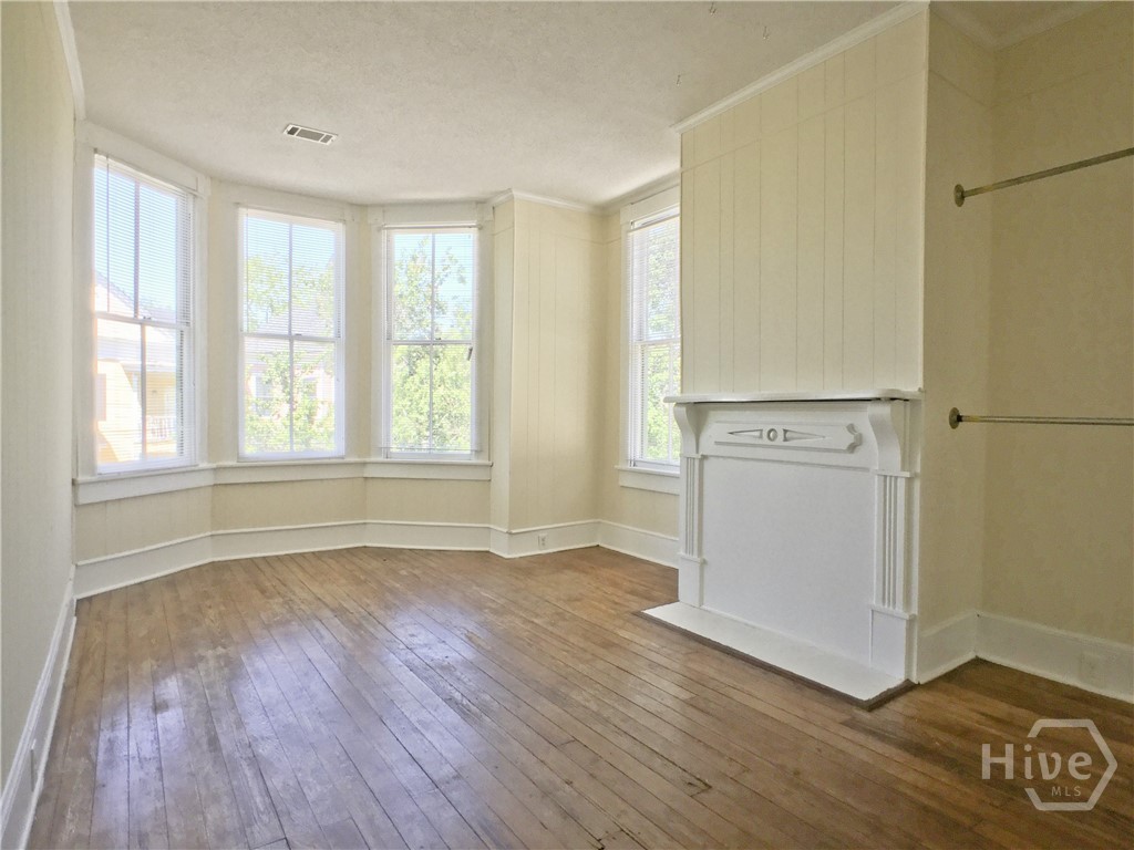 407 E Park Avenue A Property Photo 16