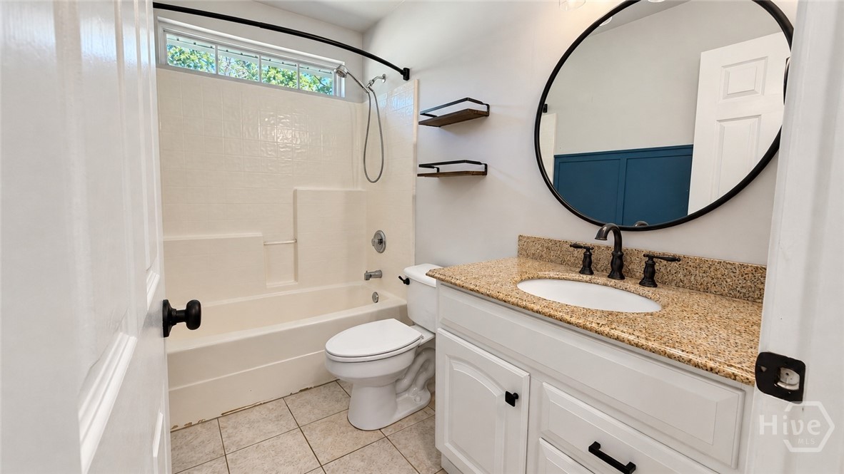 12 Ashwood Court Property Photo 15