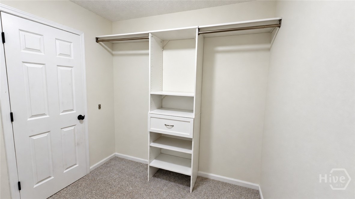 12 Ashwood Court Property Photo 35