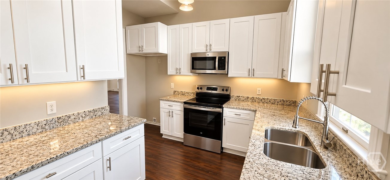 6 Conifer Square Property Photo 17