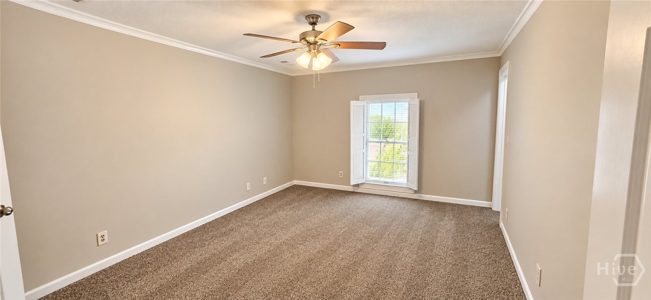 6 Conifer Square Property Photo 30