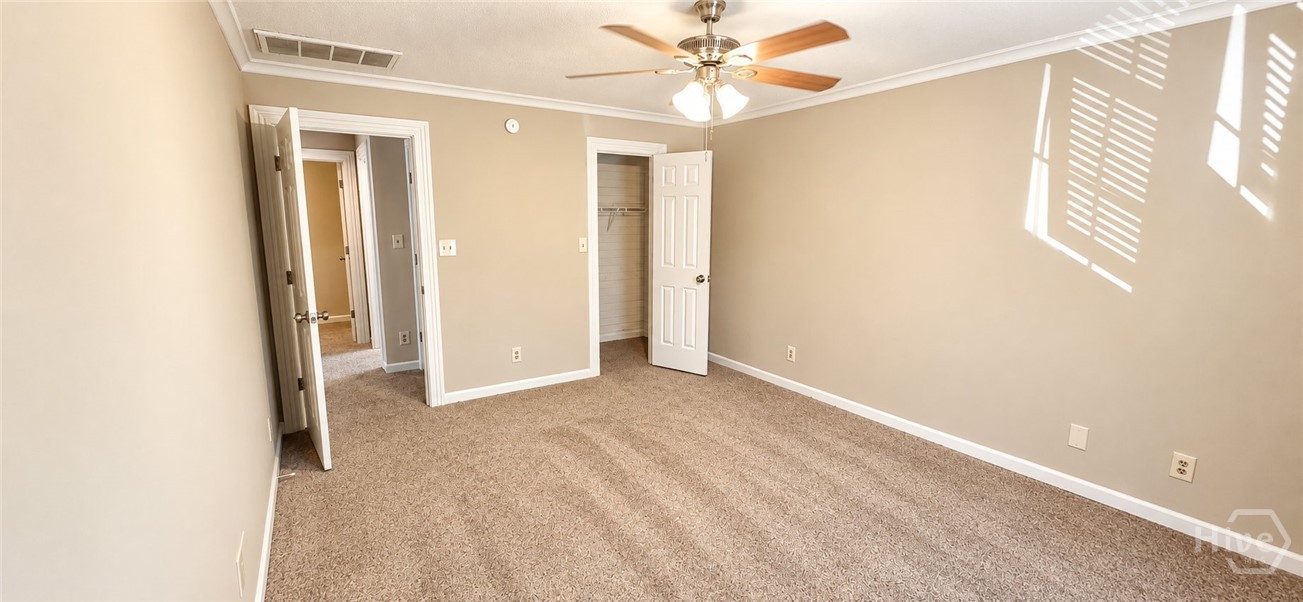 6 Conifer Square Property Photo 41