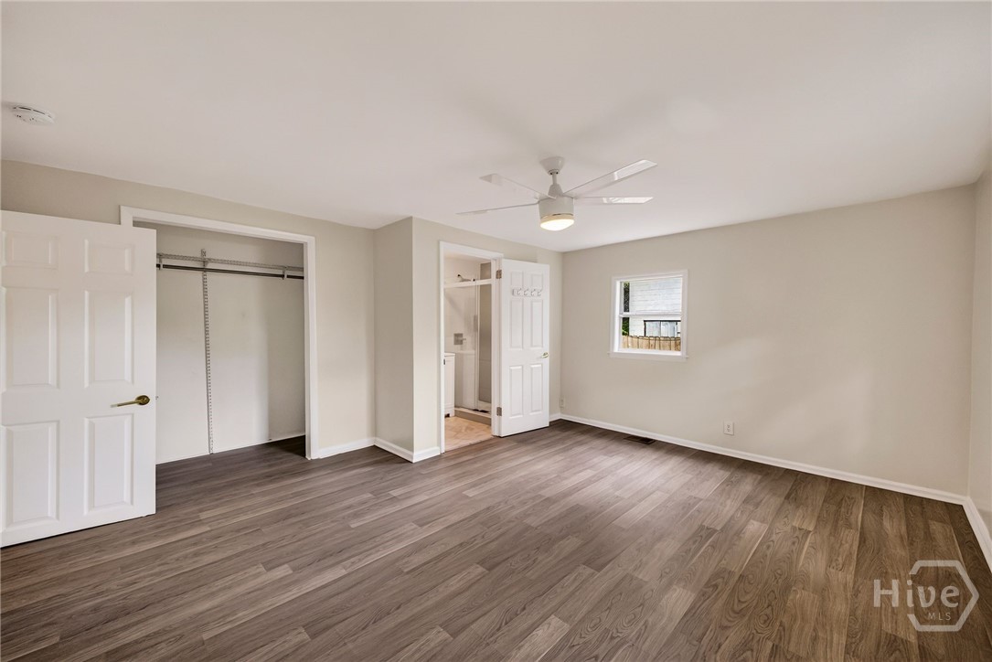 666 E 32nd Street Property Photo 16