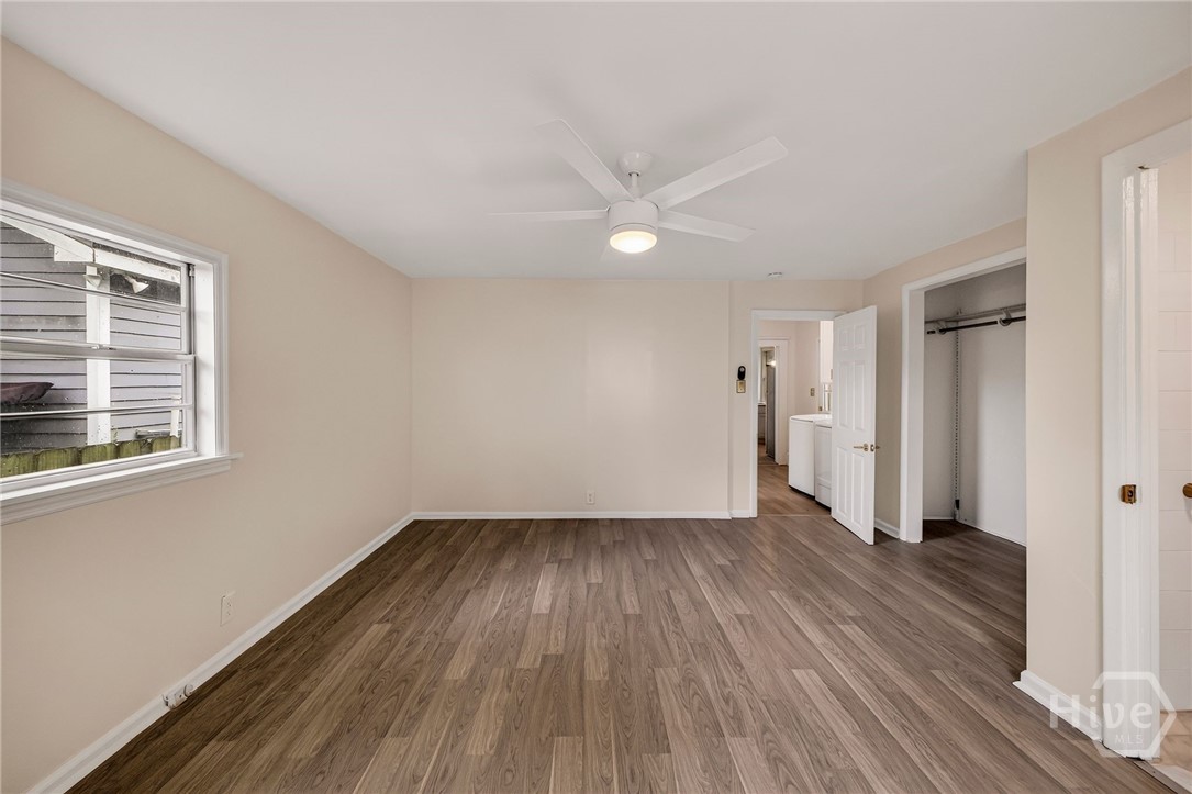 666 E 32nd Street Property Photo 18