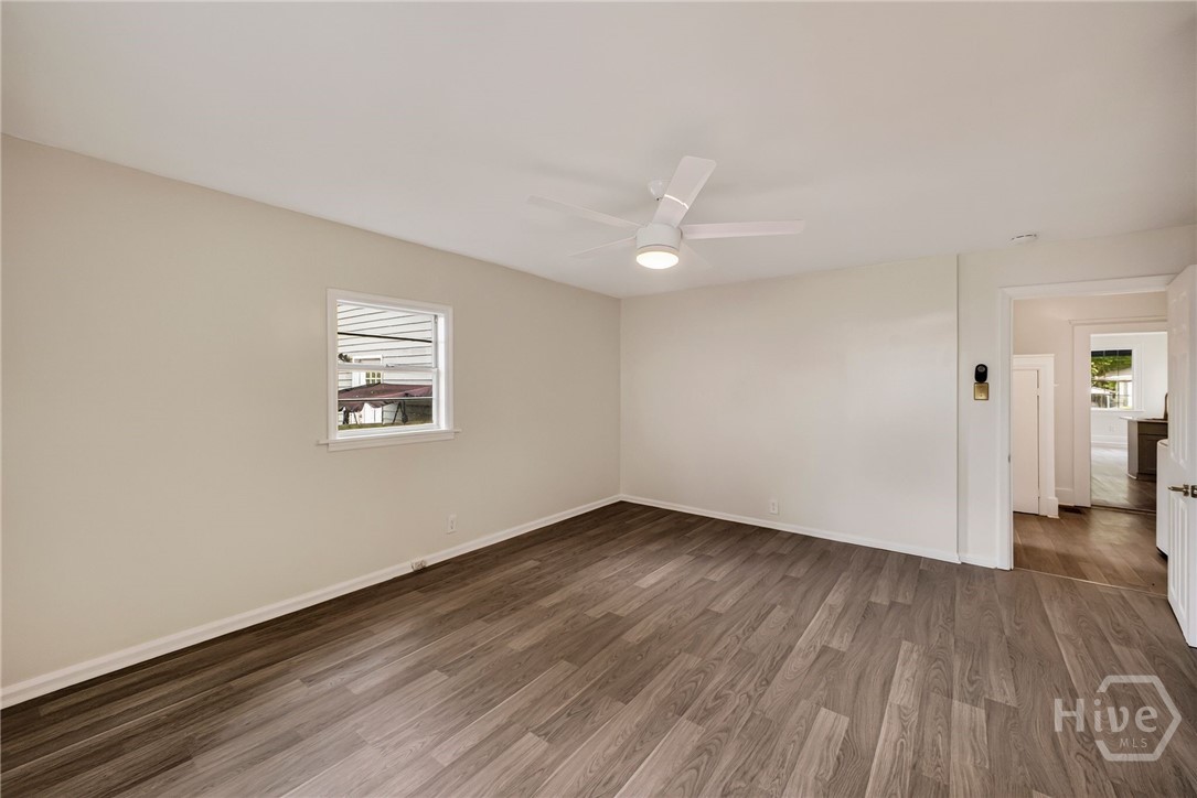 666 E 32nd Street Property Photo 19