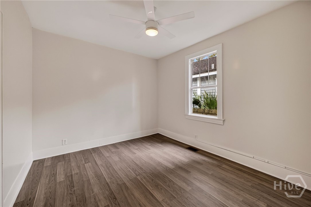 666 E 32nd Street Property Photo 27