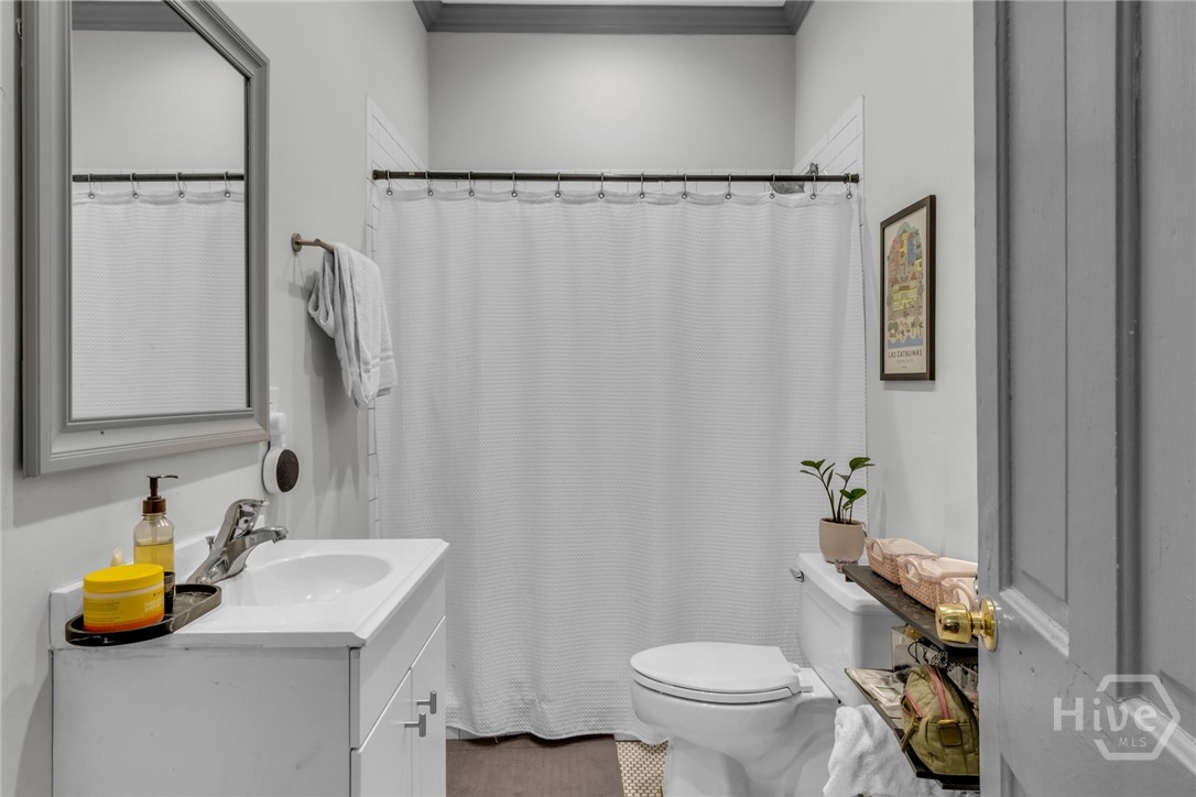 404 E Duffy Street Property Photo 14
