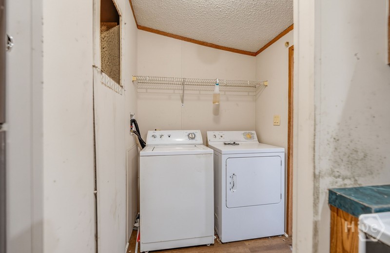1388 Trask Parkway Property Photo 10