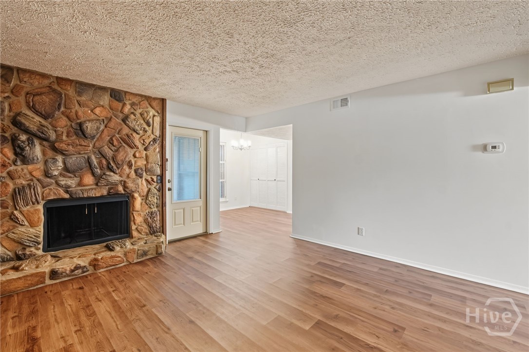 459 Mall Boulevard 69 Property Photo 11
