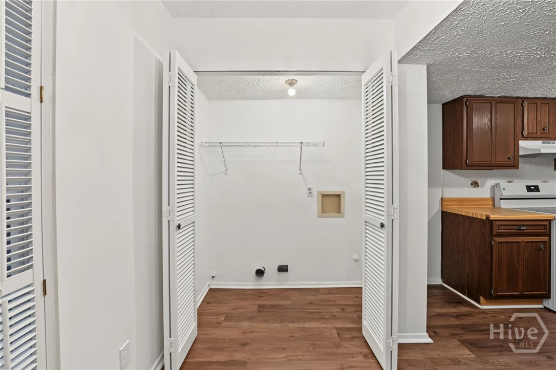 459 Mall Boulevard 69 Property Photo 18