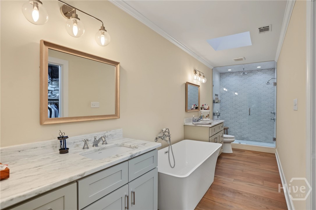 4 Halfmoon Court Property Photo 17