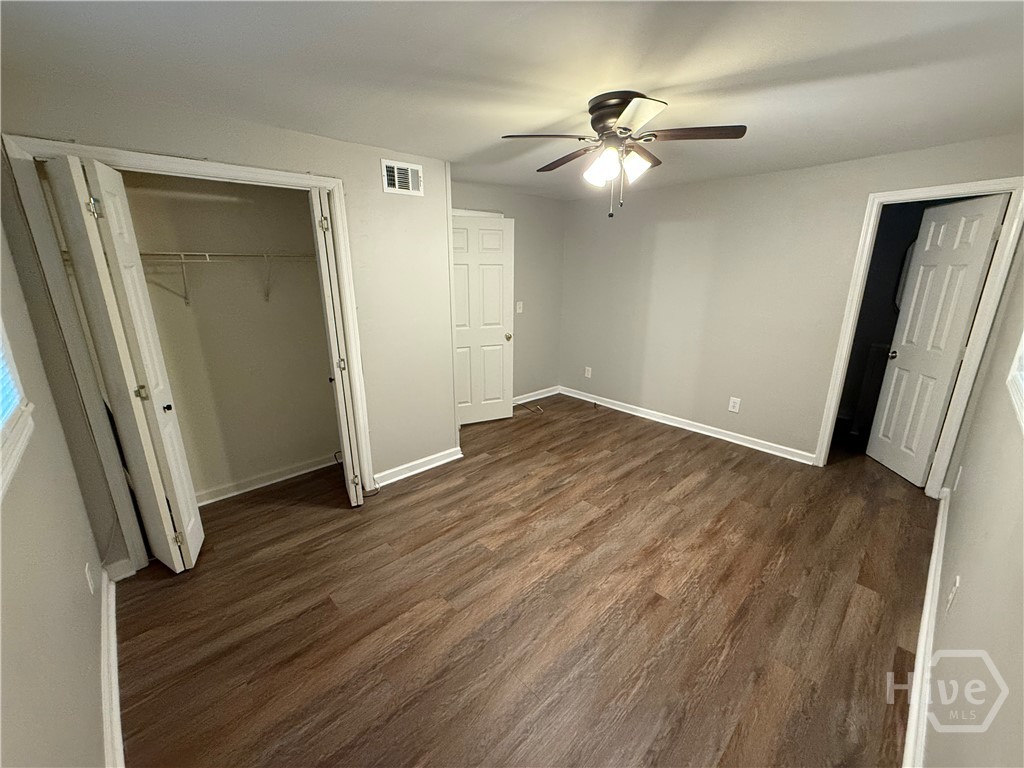 1016 E 38th Street Property Photo 5