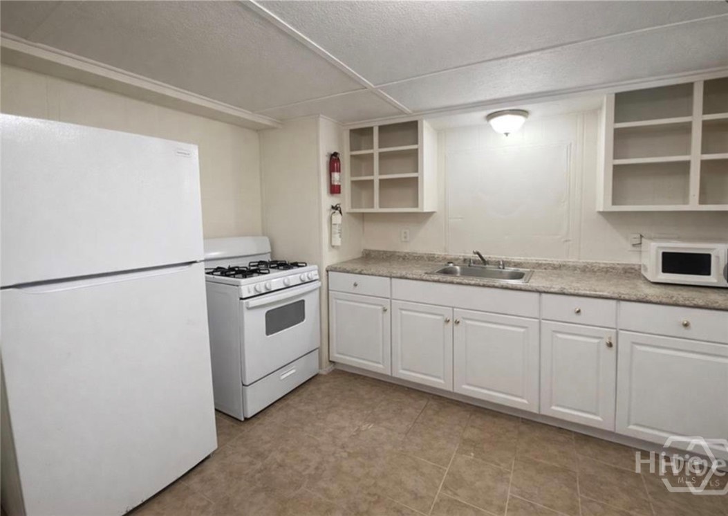 5013 Ogeechee Road Property Photo 1