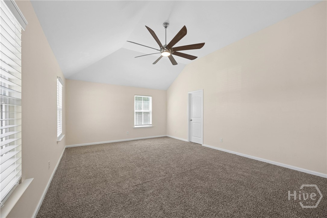 15 Farrington Circle Property Photo 16