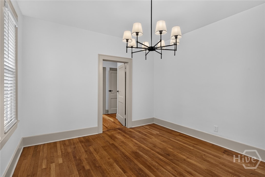 650 E 40th B Property Photo 16