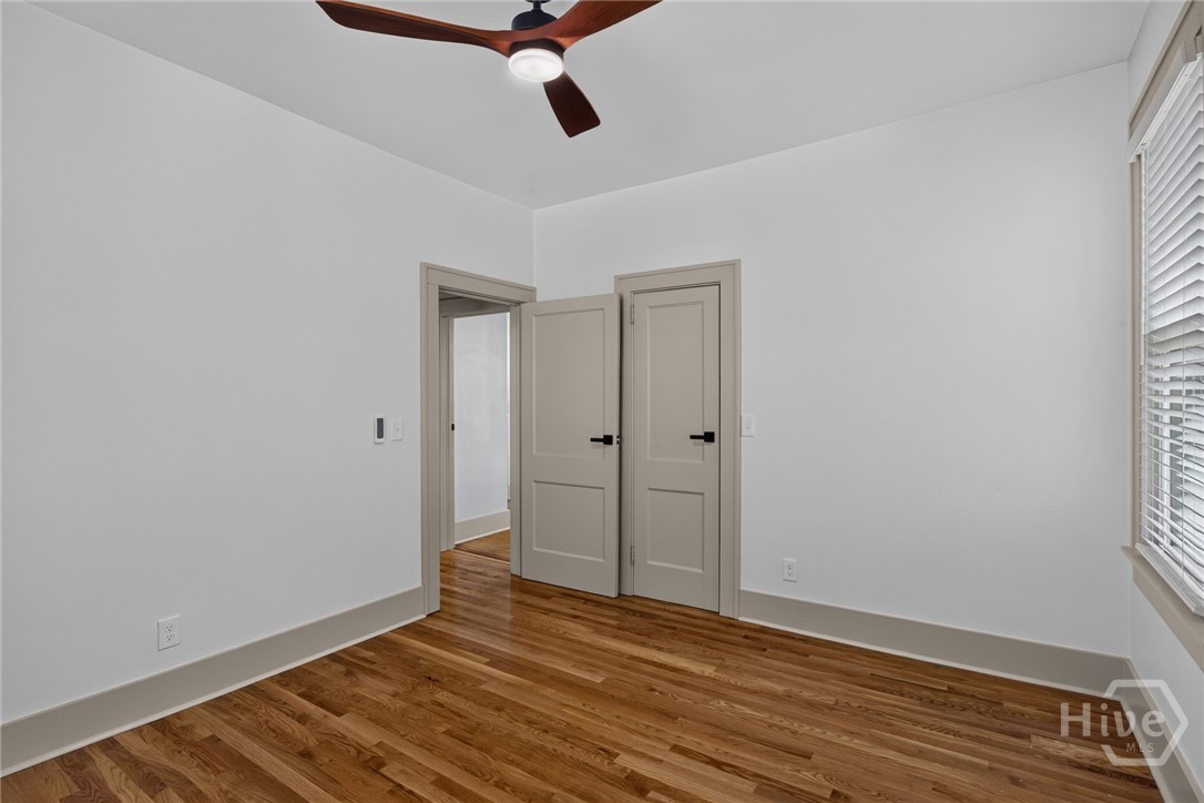 650 E 40th B Property Photo 35