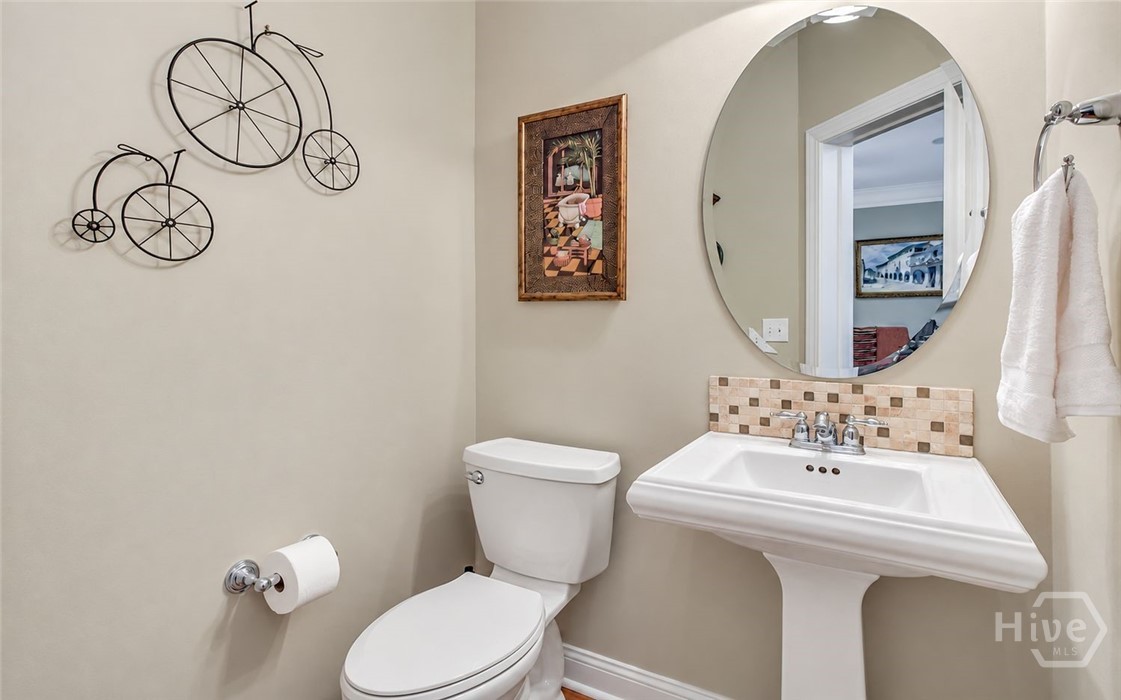 223 Lake View Drive Property Photo 11
