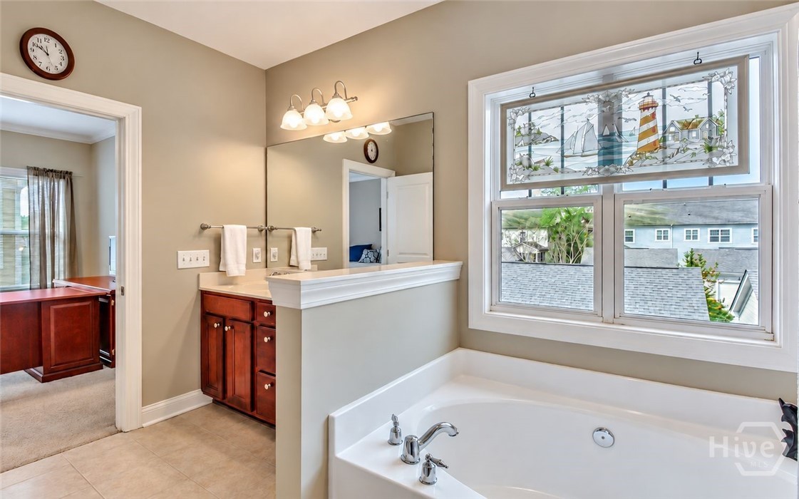 223 Lake View Drive Property Photo 18