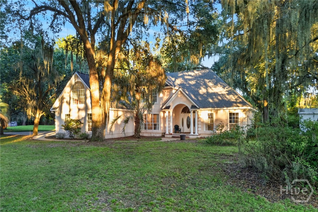 970 Oak Creek Road Property Photo 3