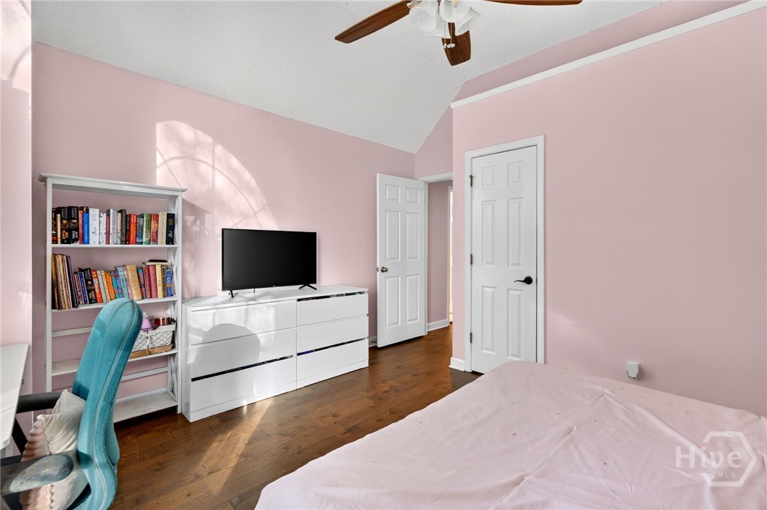970 Oak Creek Road Property Photo 32