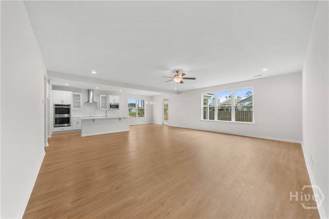 648 Highland Circle Property Photo 3