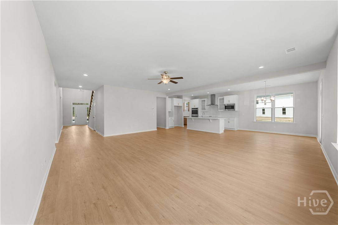 648 Highland Circle Property Photo 4