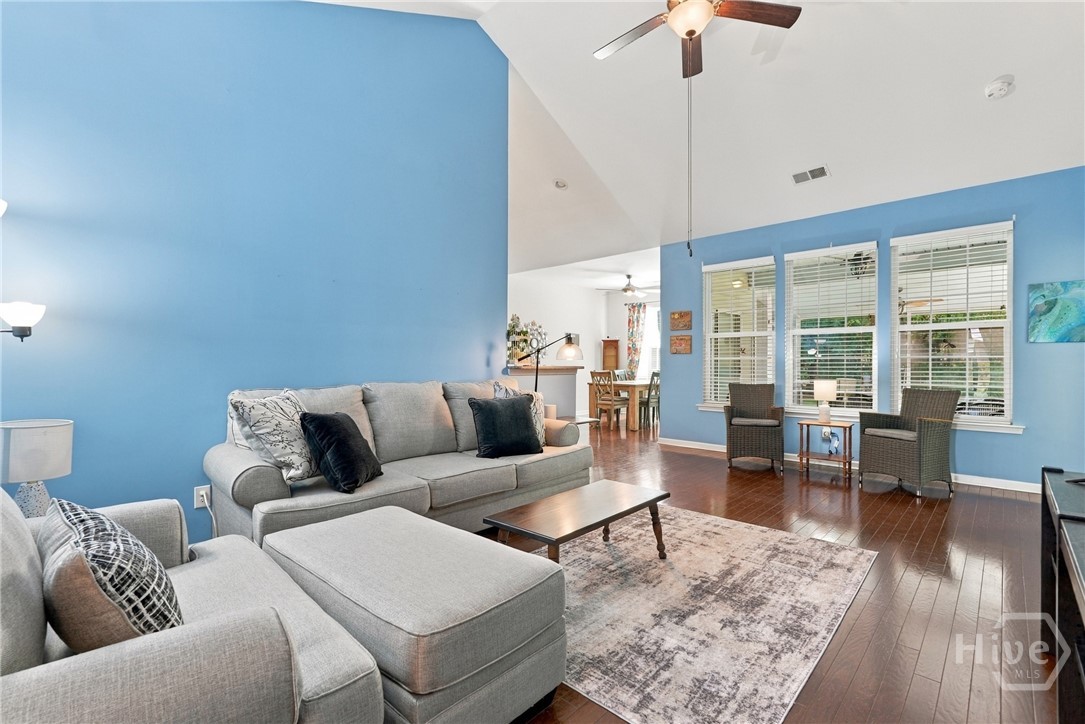 514 Amsonia Circle Property Photo 4