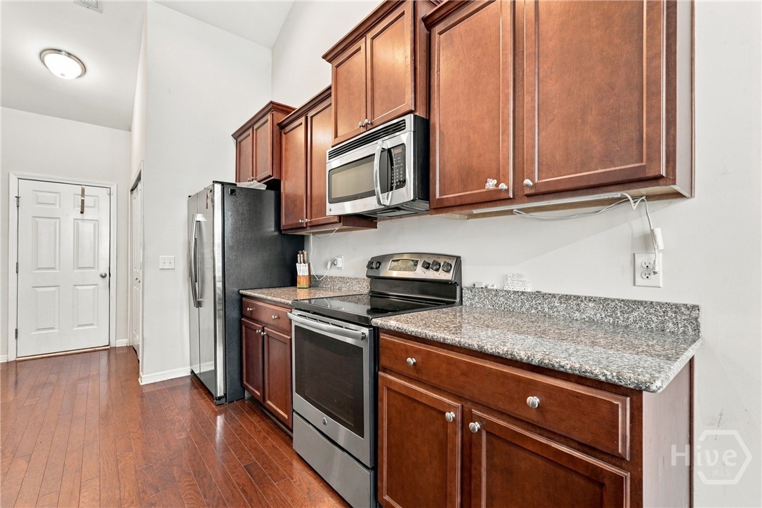 514 Amsonia Circle Property Photo 8