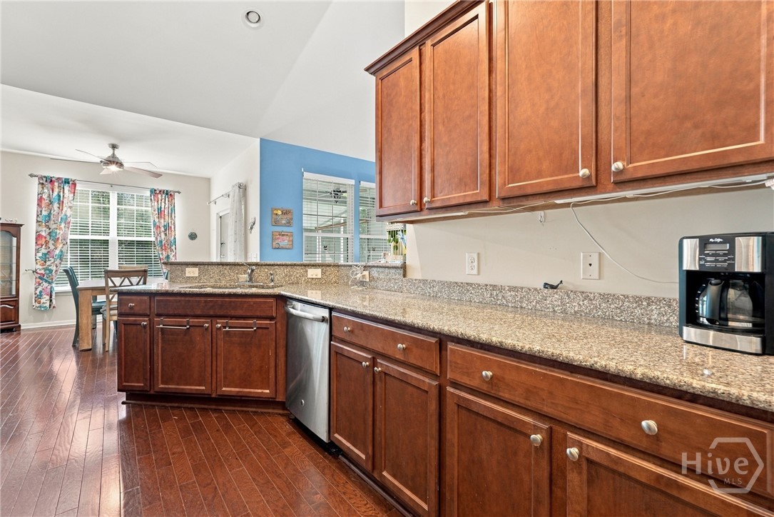 514 Amsonia Circle Property Photo 10