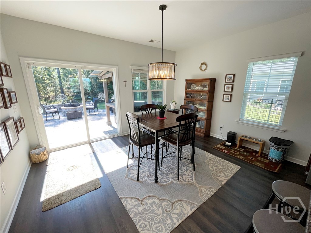 3012 Castleoak Drive Property Photo 16