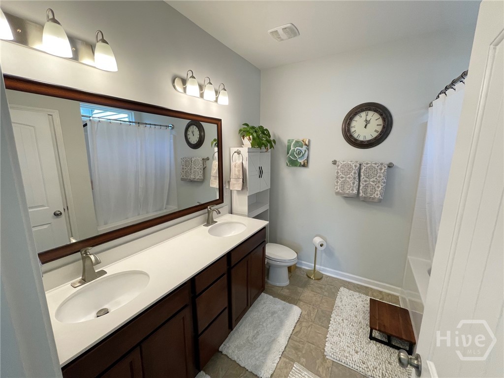 3012 Castleoak Drive Property Photo 19