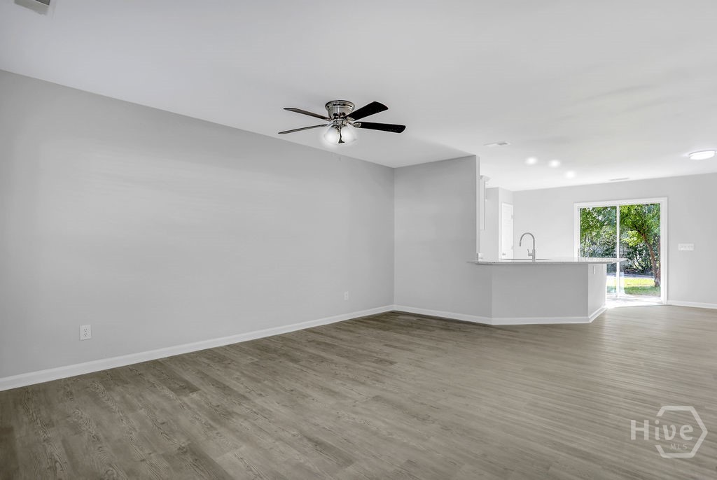 331 Hitching Post Lane Property Photo 4