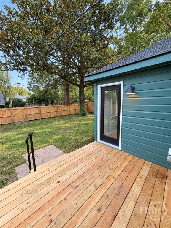 406 E 63rd Street Property Photo 19