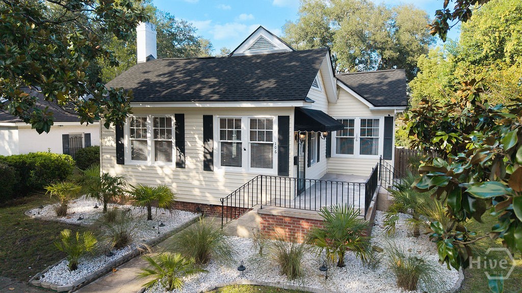 106 E 55th Street Property Photo 1