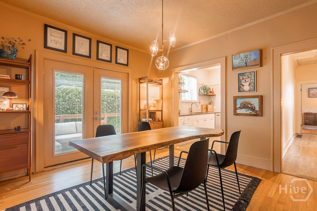 106 E 55th Street Property Photo 13
